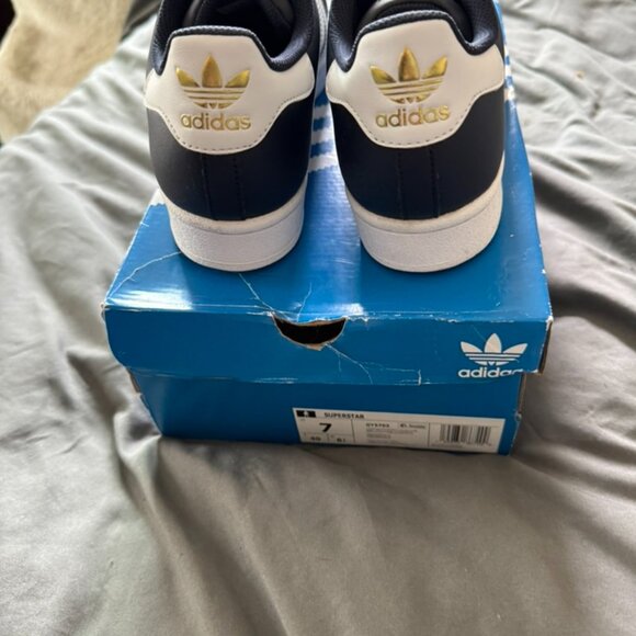 Adidas Platform Superstars w/ Gold aglets and logo Women's SZ 8 - Picture 3 of 8